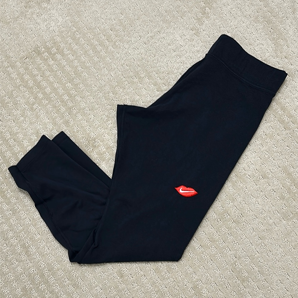 Nike Swoosh Lips Leggings XL